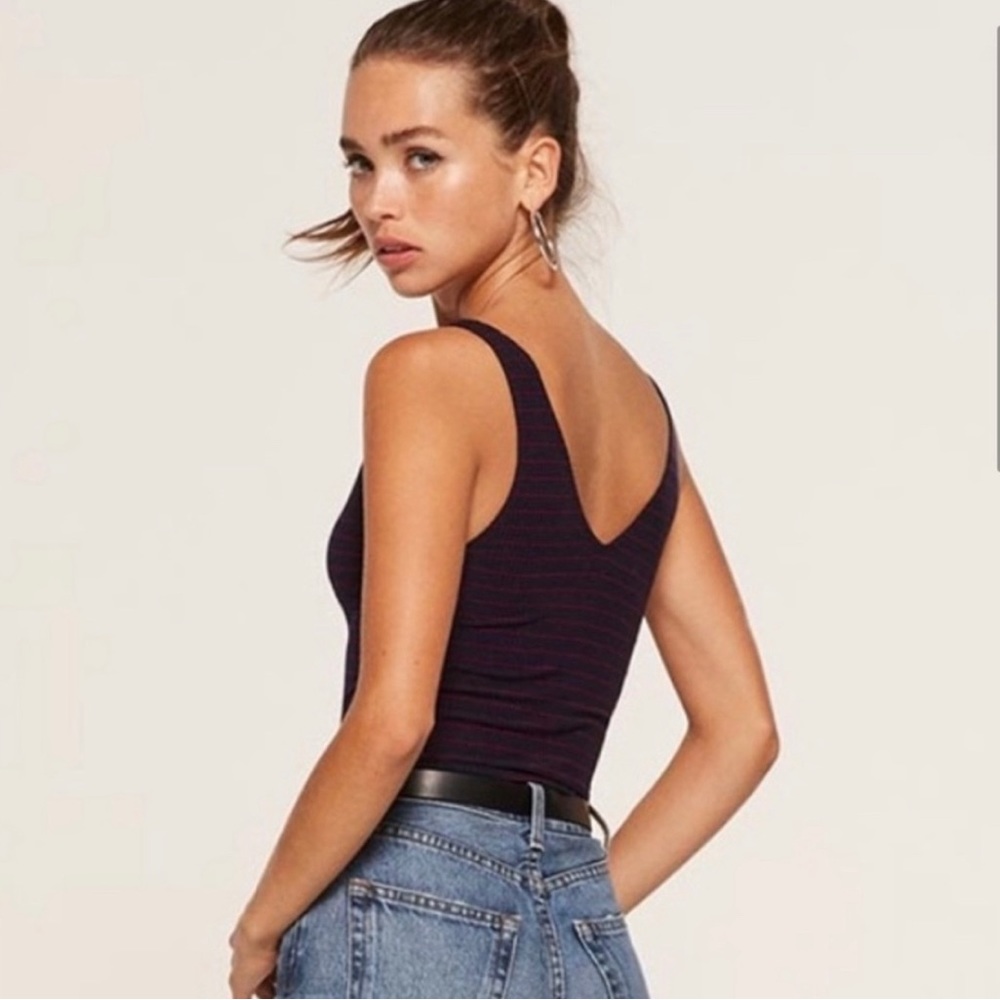 Maui tank navy and red stripes